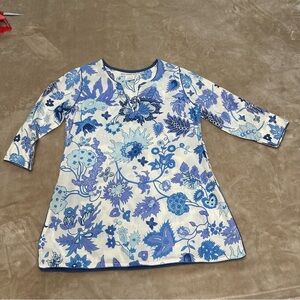 Gretchen Scott Top Tunic Blue White Abstract Floral Split Neck V-Neck Small